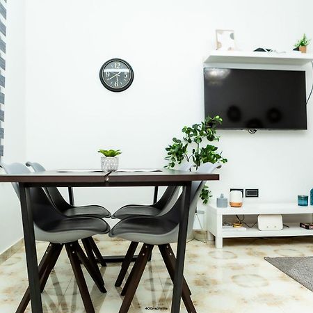 Stylish East Legon Apartment - Ac, Wi-Fi, Netflix 아크라 외부 사진