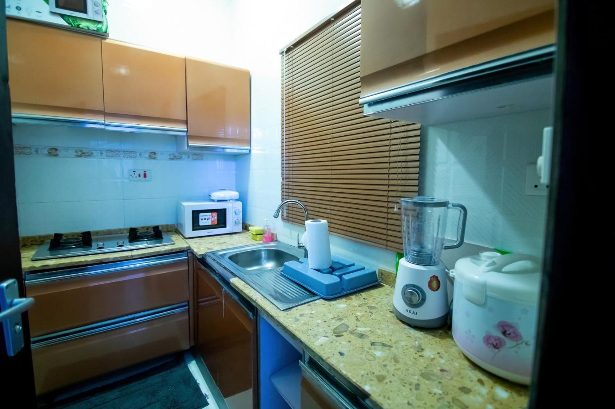 Stylish East Legon Apartment - Ac, Wi-Fi, Netflix 아크라 외부 사진