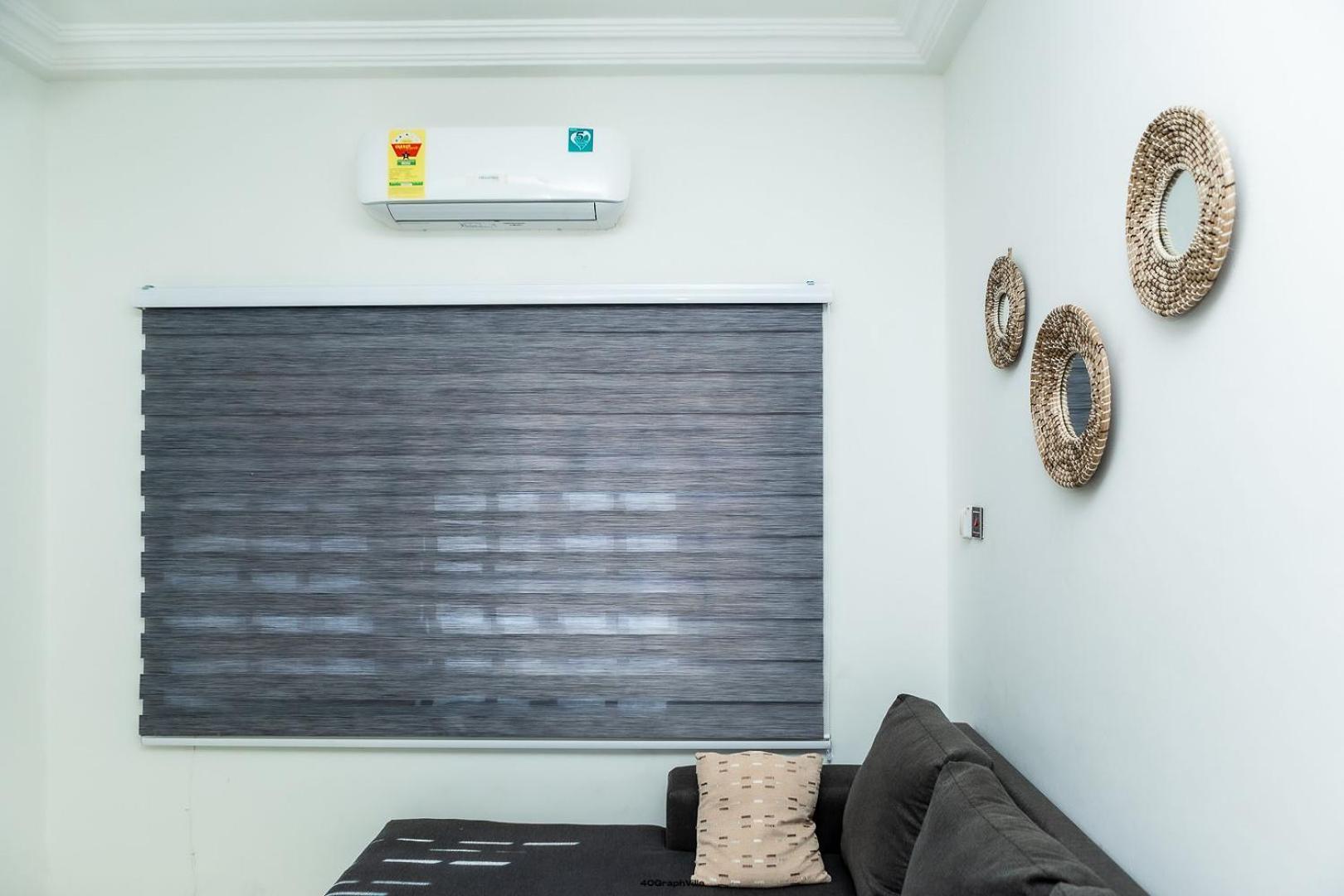 Stylish East Legon Apartment - Ac, Wi-Fi, Netflix 아크라 외부 사진